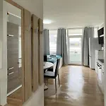 Work & Stay In Neuss